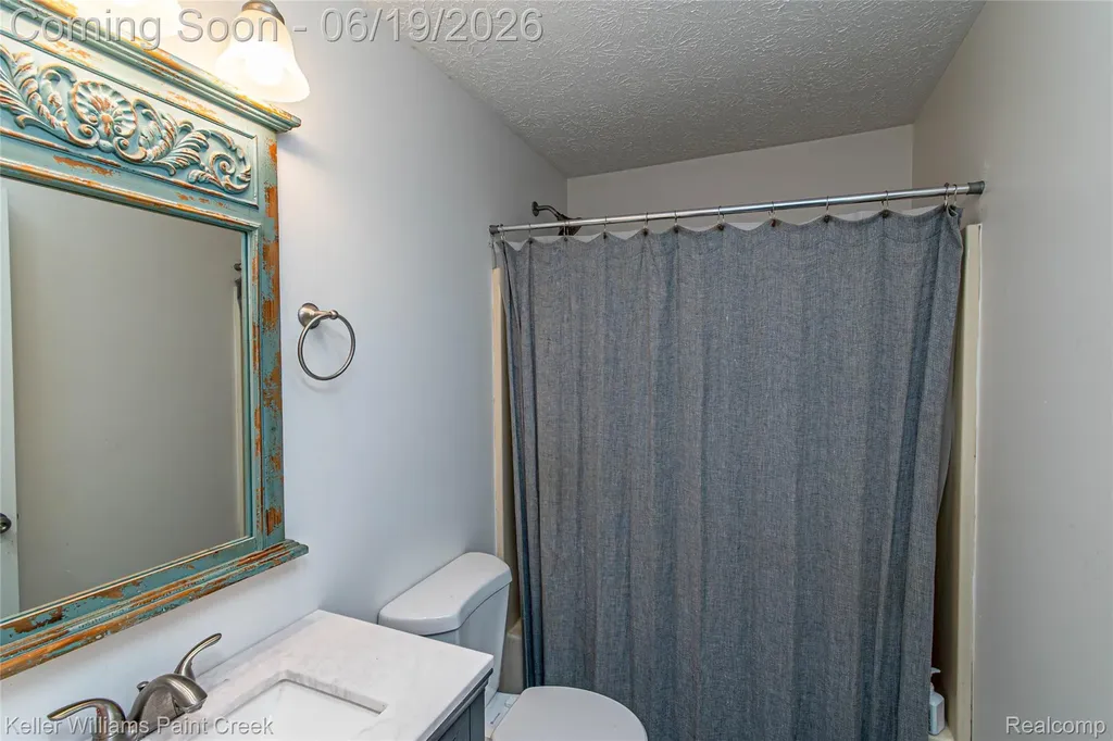 282 Clinton Street Romeo Village MI 48065