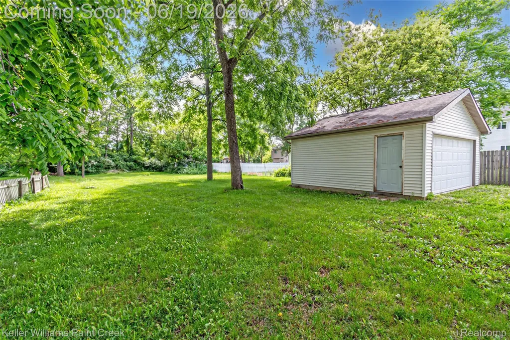 282 Clinton Street Romeo Village MI 48065