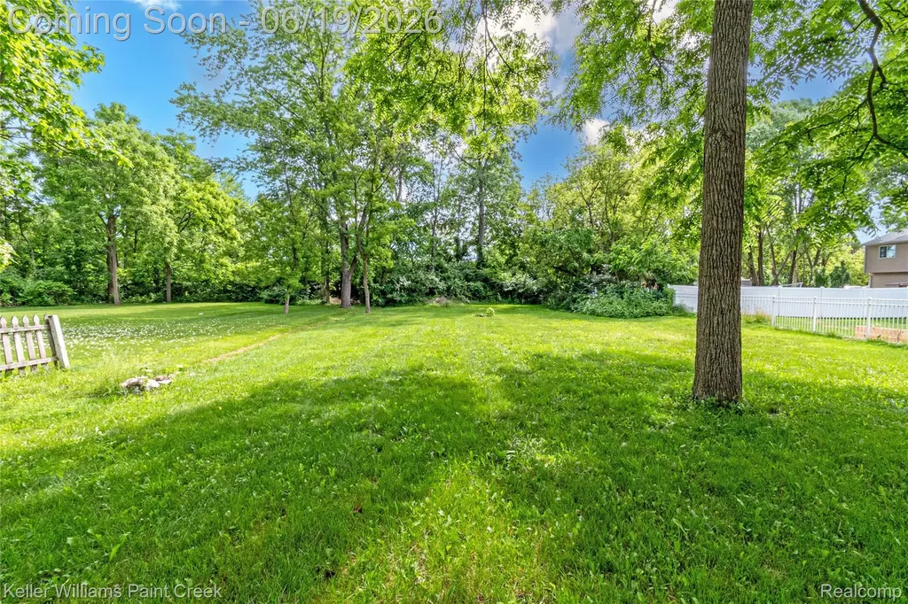 282 Clinton Street Romeo Village MI 48065