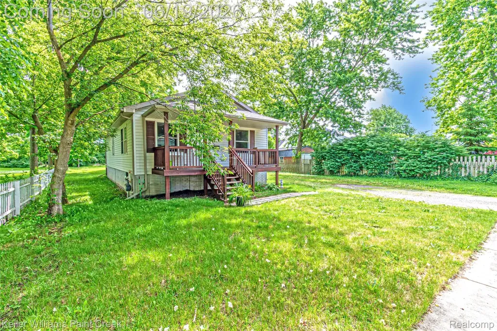 282 Clinton Street Romeo Village MI 48065
