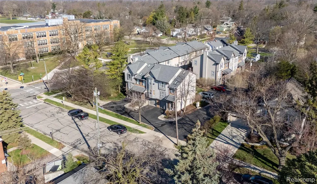 224 Willis Avenue Royal Oak City MI 48067