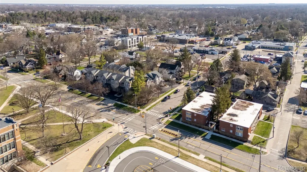 224 Willis Avenue Royal Oak City MI 48067