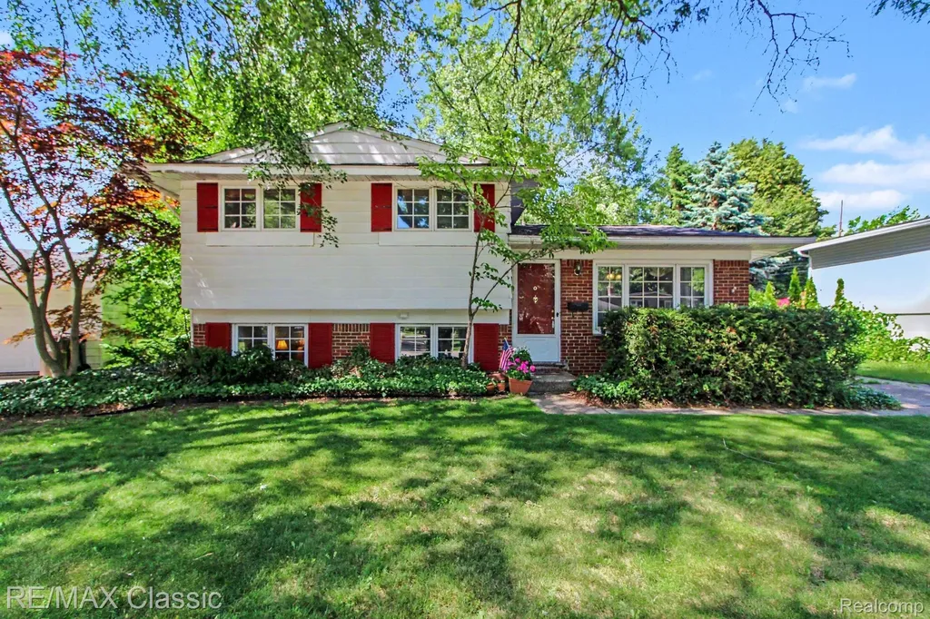 350 Burroughs Street Plymouth City MI 48170