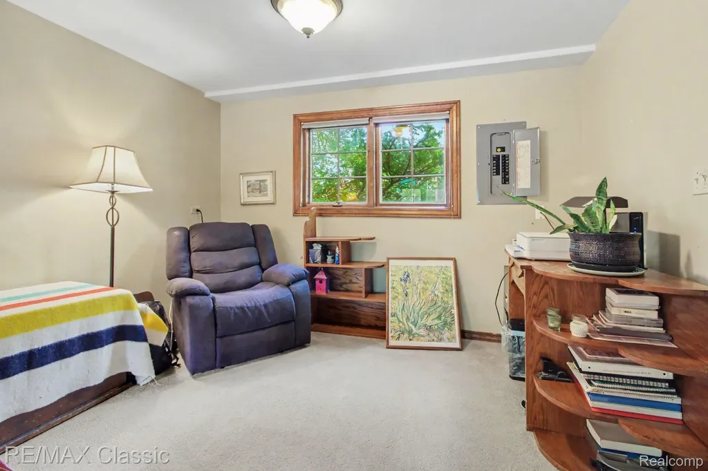 350 Burroughs Street Plymouth City MI 48170