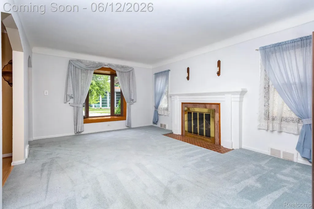 15087 Thomas Avenue Allen Park City MI 48101
