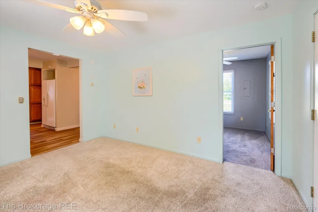 1314 Carman Street Burton City MI 48529