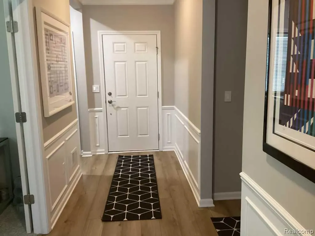16281 Conifer Lane Clinton Charter Township MI 48038