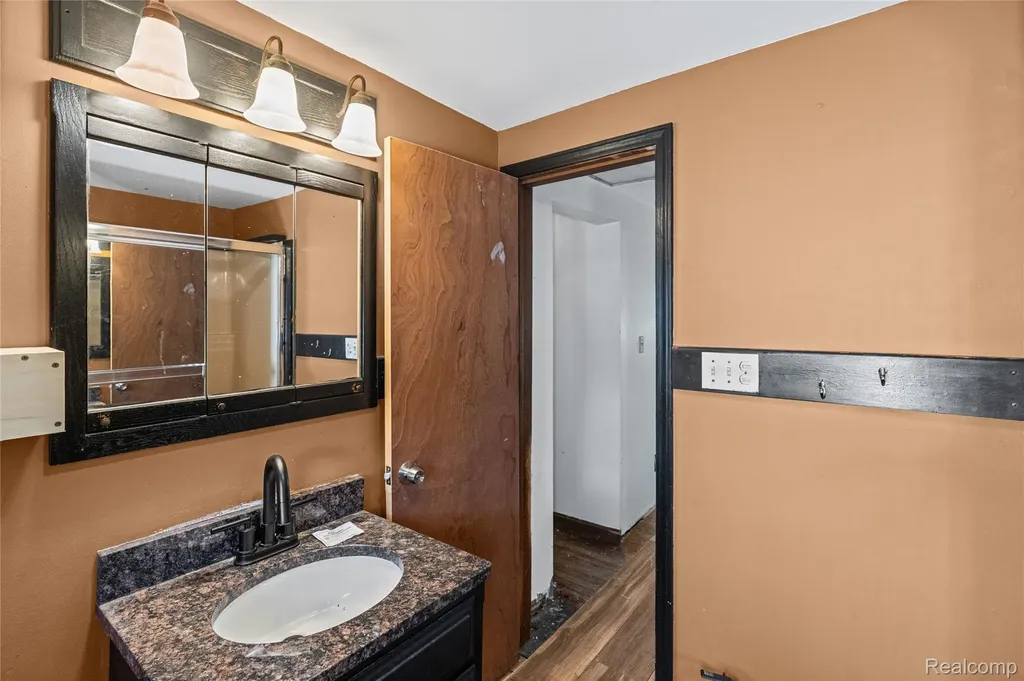 1128 Maginn Court Mt. Morris City MI 48458