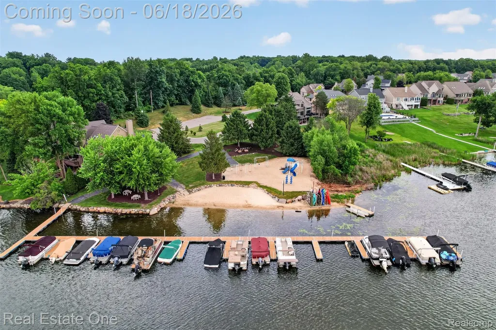 475 Court Lane Oceola Township MI 48843