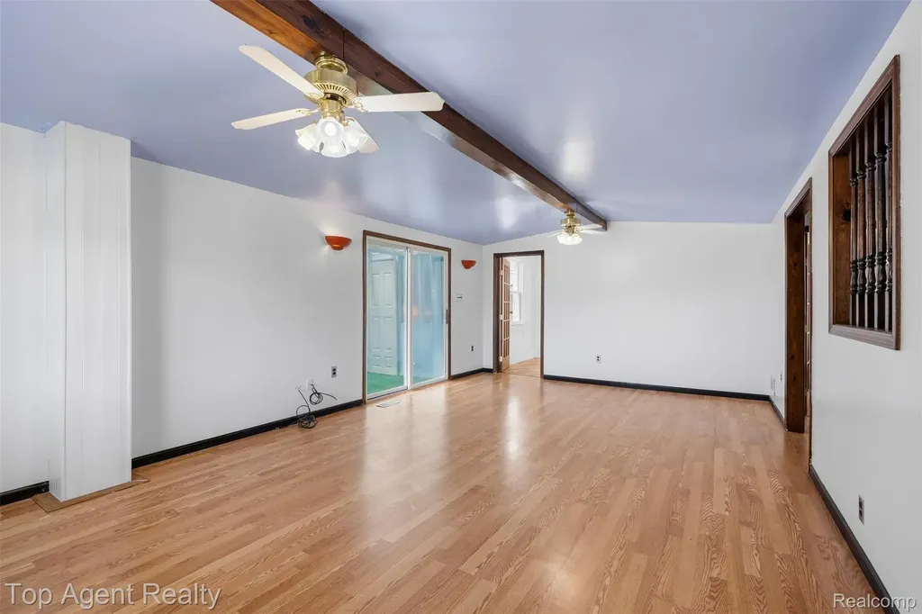 20219 Nicke Street Clinton Charter Township MI 48035