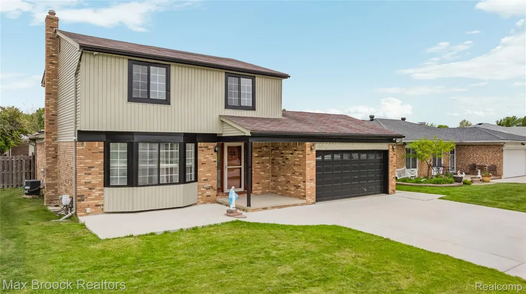 38327 Sleigh Drive Sterling Heights City MI 48310
