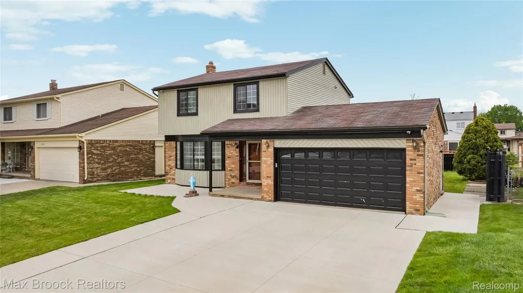 38327 Sleigh Drive Sterling Heights City MI 48310