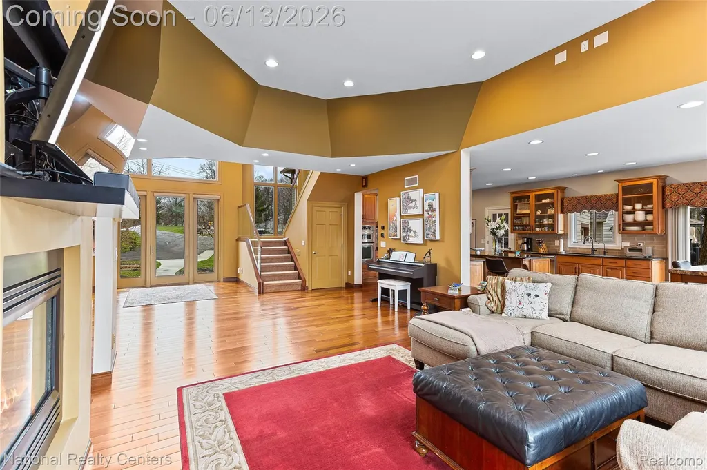 1100 Clearwater Boulevard White Lake Charter Township MI 48386