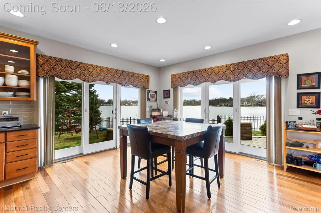 1100 Clearwater Boulevard White Lake Charter Township MI 48386