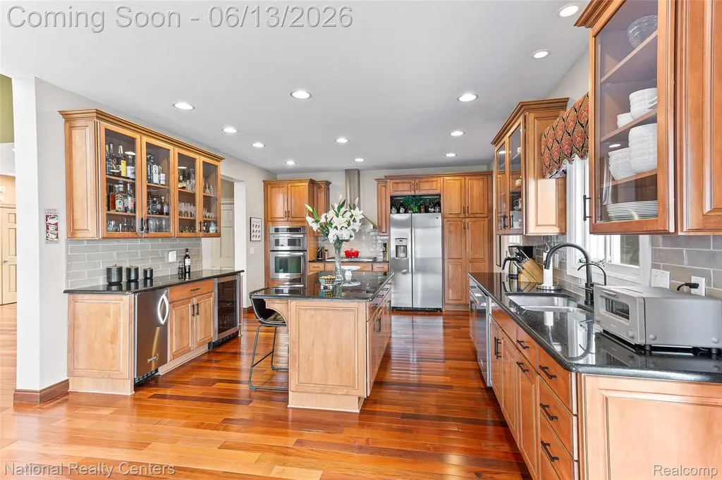 1100 Clearwater Boulevard White Lake Charter Township MI 48386