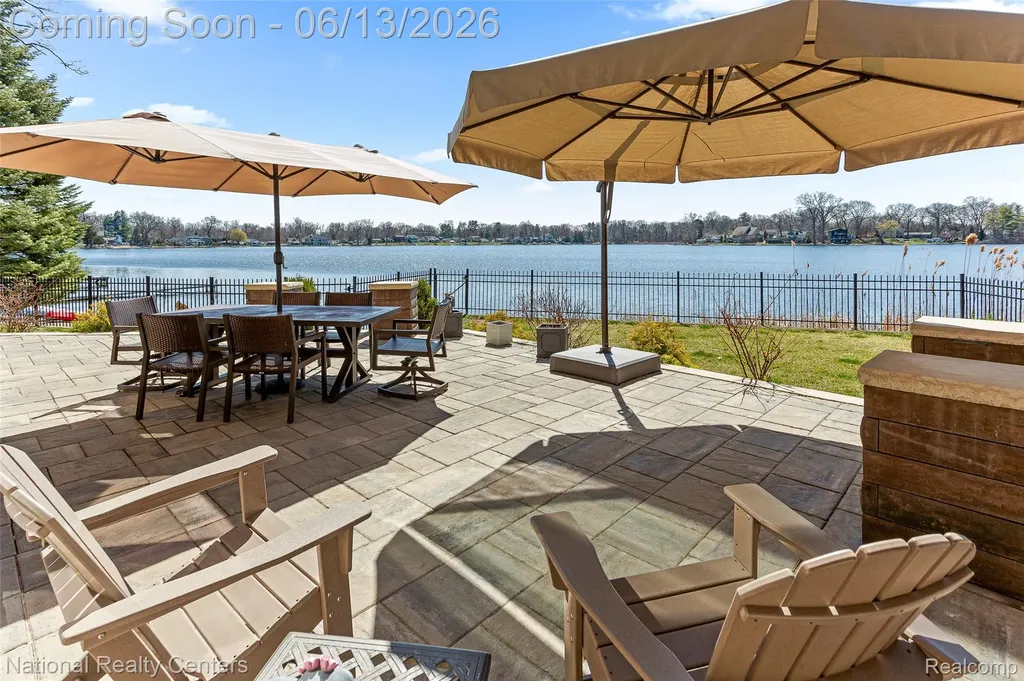1100 Clearwater Boulevard White Lake Charter Township MI 48386
