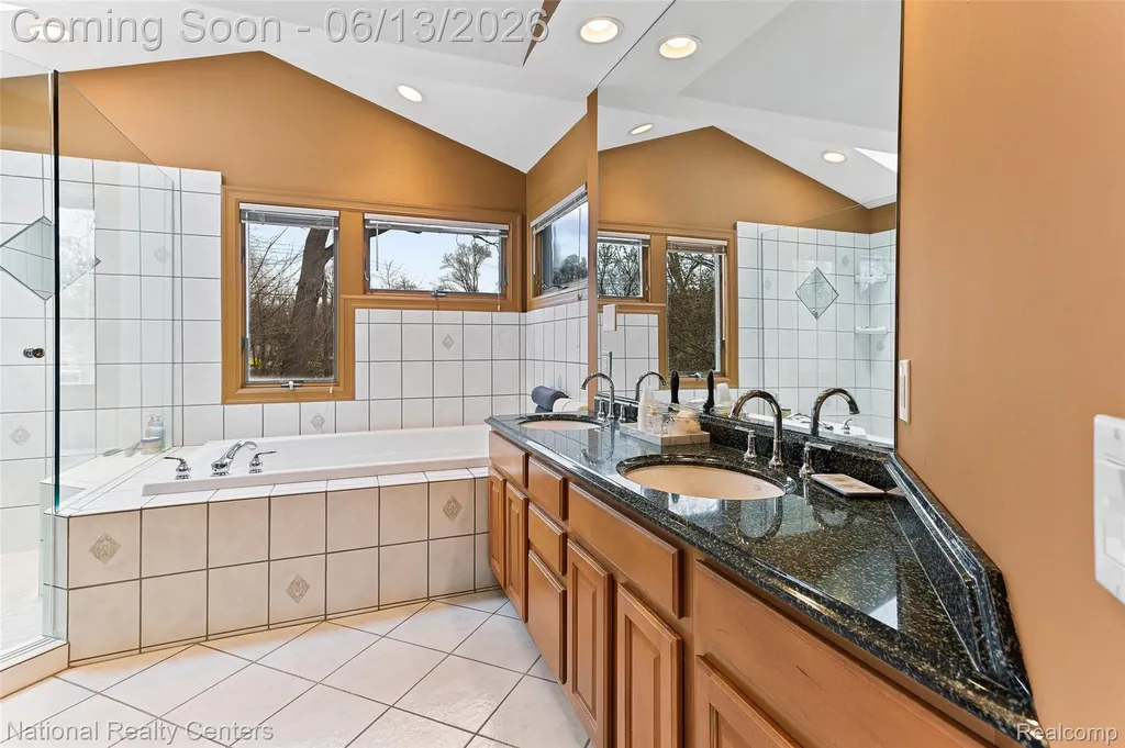 1100 Clearwater Boulevard White Lake Charter Township MI 48386