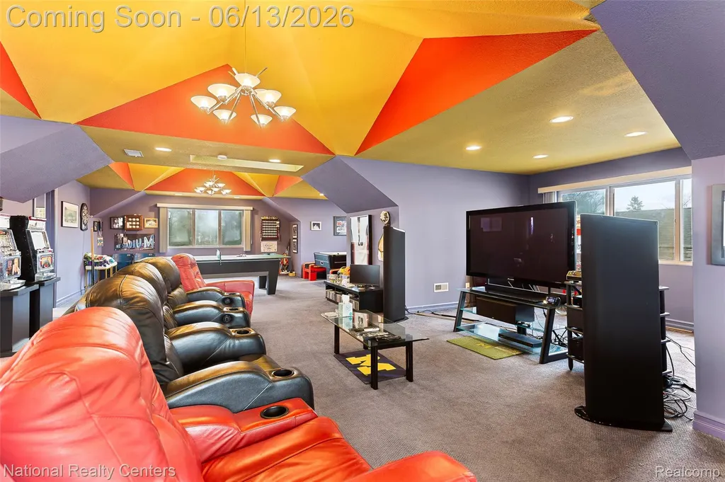 1100 Clearwater Boulevard White Lake Charter Township MI 48386