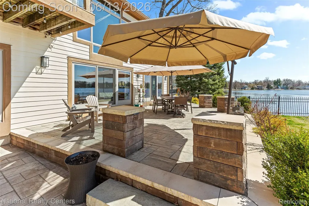 1100 Clearwater Boulevard White Lake Charter Township MI 48386