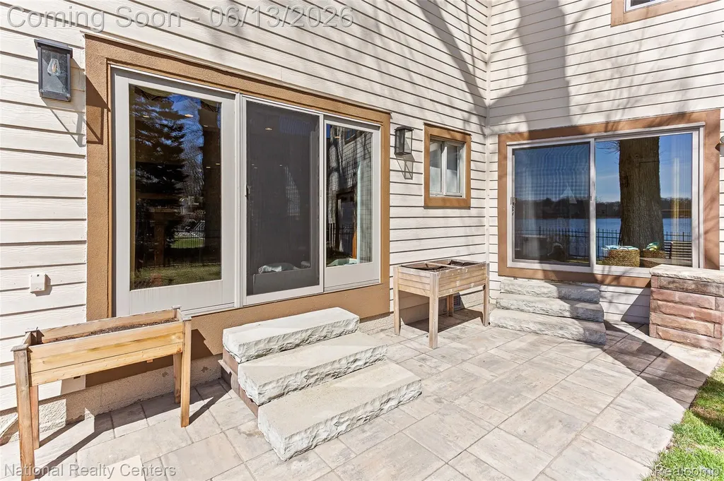 1100 Clearwater Boulevard White Lake Charter Township MI 48386