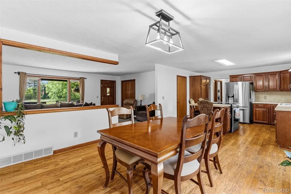 6699 E Lansing Road Vernon Village MI 48429