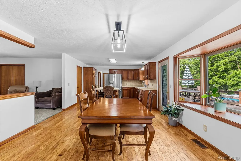 6699 E Lansing Road Vernon Village MI 48429