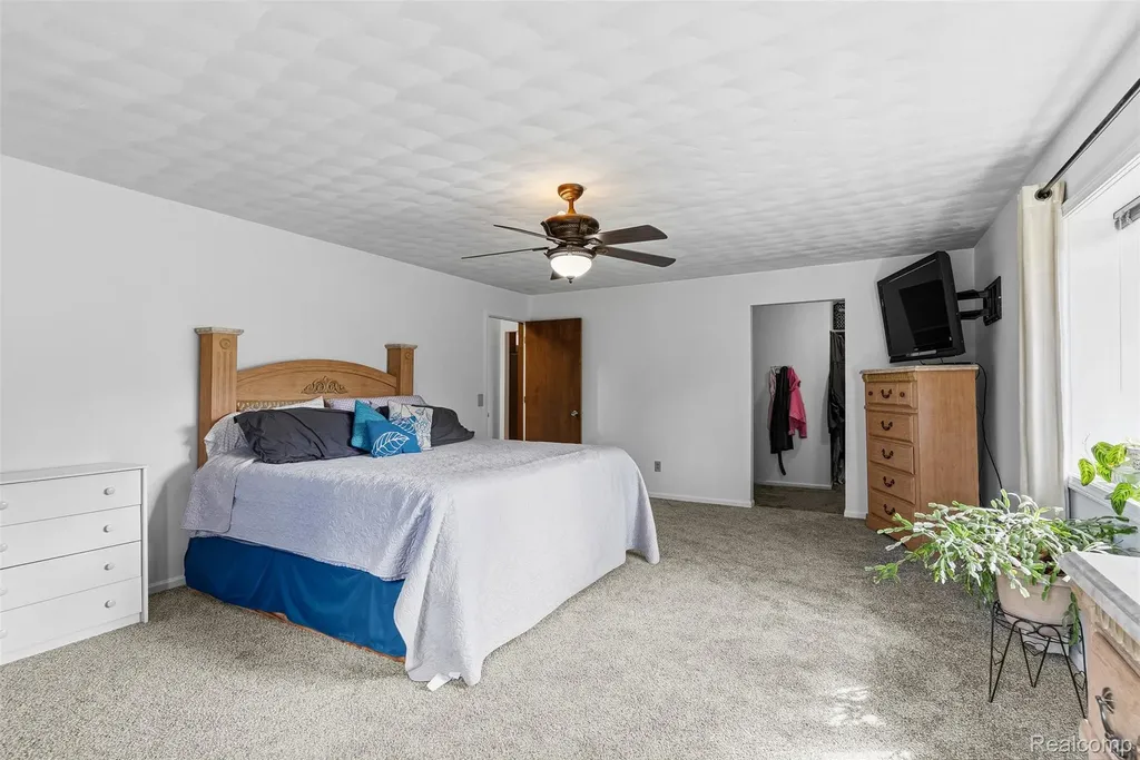 6699 E Lansing Road Vernon Village MI 48429