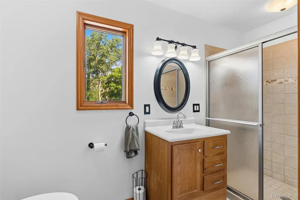 6699 E Lansing Road Vernon Village MI 48429