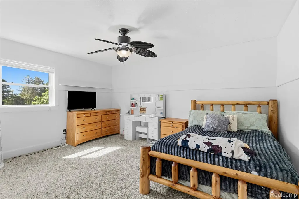 6699 E Lansing Road Vernon Village MI 48429
