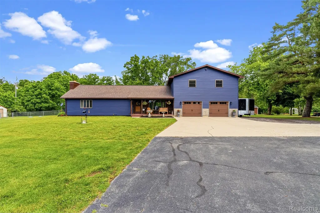6699 E Lansing Road Vernon Village MI 48429