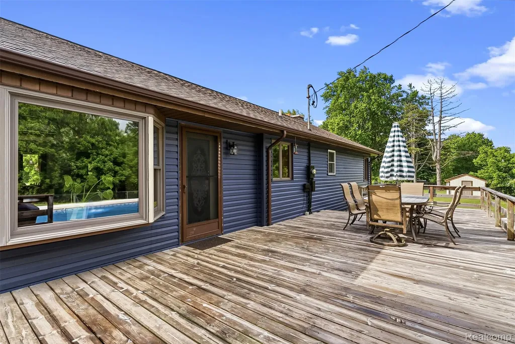 6699 E Lansing Road Vernon Village MI 48429
