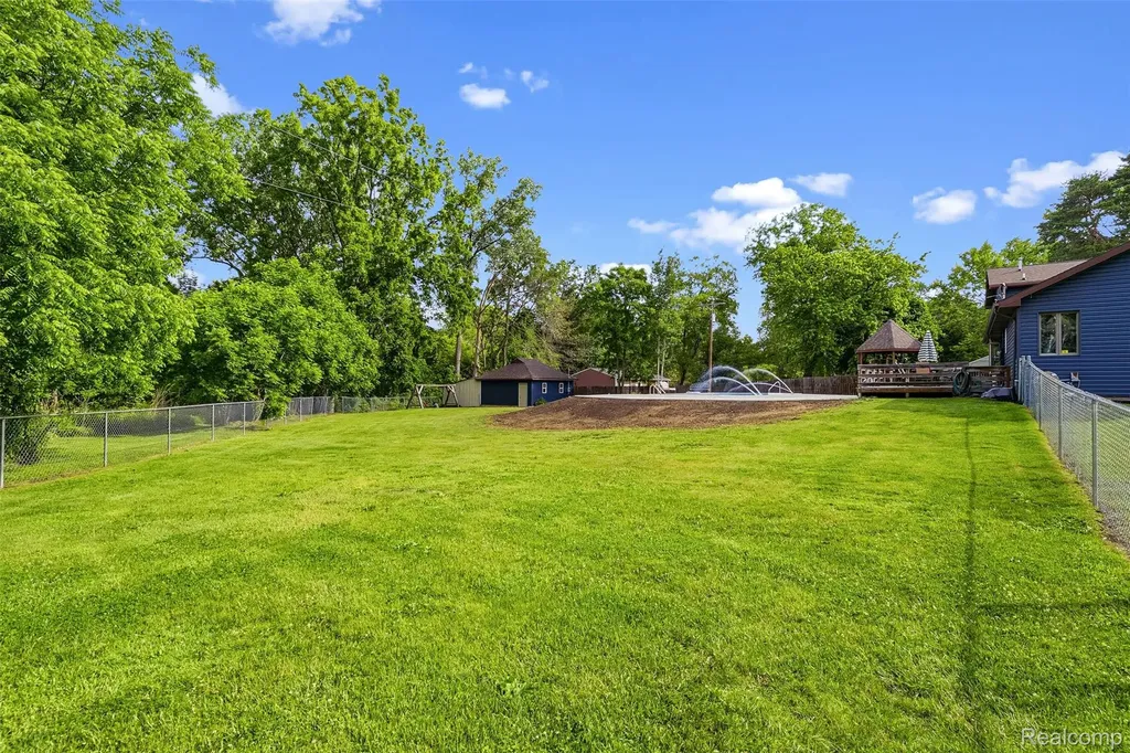 6699 E Lansing Road Vernon Village MI 48429