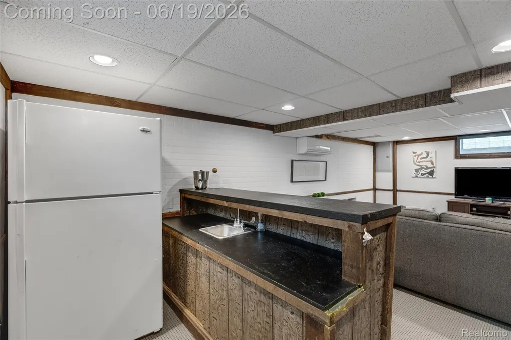 1113 Fernwood Road Royal Oak City MI 48067