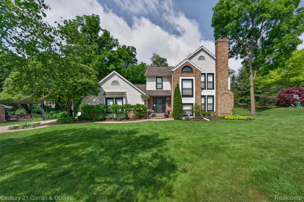 30999 Sudbury Street Farmington Hills City MI 48331