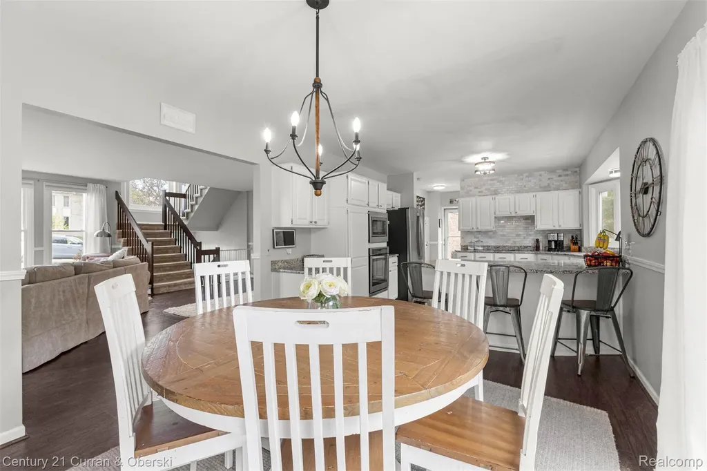 30999 Sudbury Street Farmington Hills City MI 48331