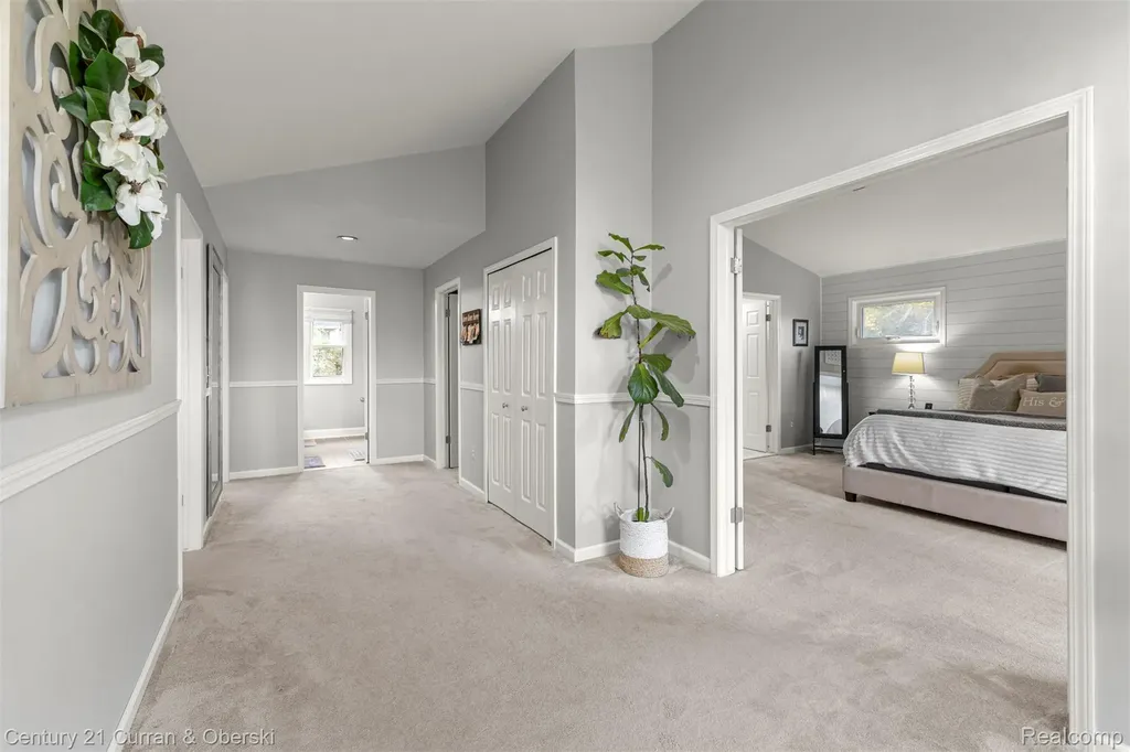 30999 Sudbury Street Farmington Hills City MI 48331