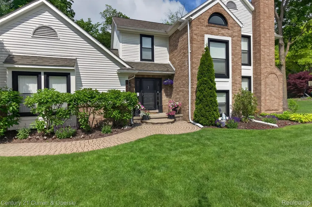 30999 Sudbury Street Farmington Hills City MI 48331