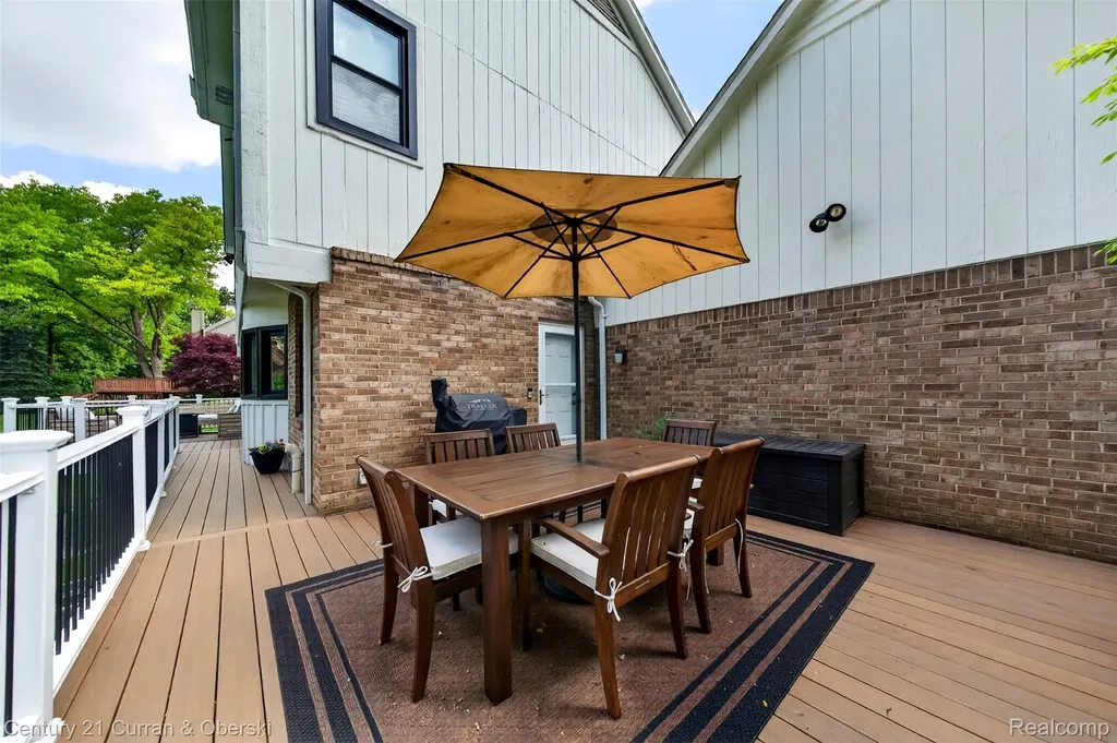 30999 Sudbury Street Farmington Hills City MI 48331
