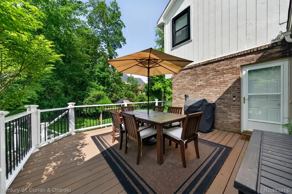 30999 Sudbury Street Farmington Hills City MI 48331