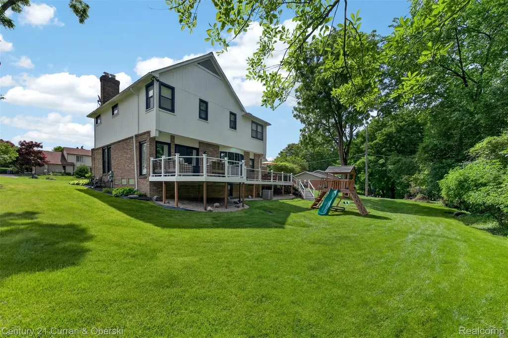 30999 Sudbury Street Farmington Hills City MI 48331