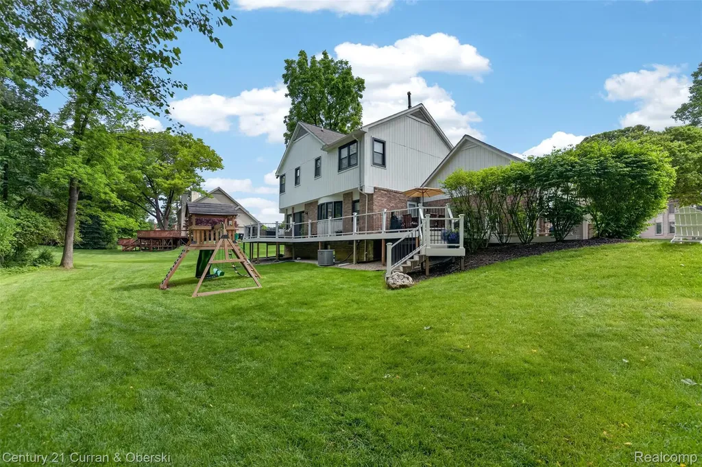 30999 Sudbury Street Farmington Hills City MI 48331