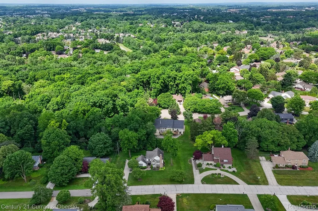 30999 Sudbury Street Farmington Hills City MI 48331