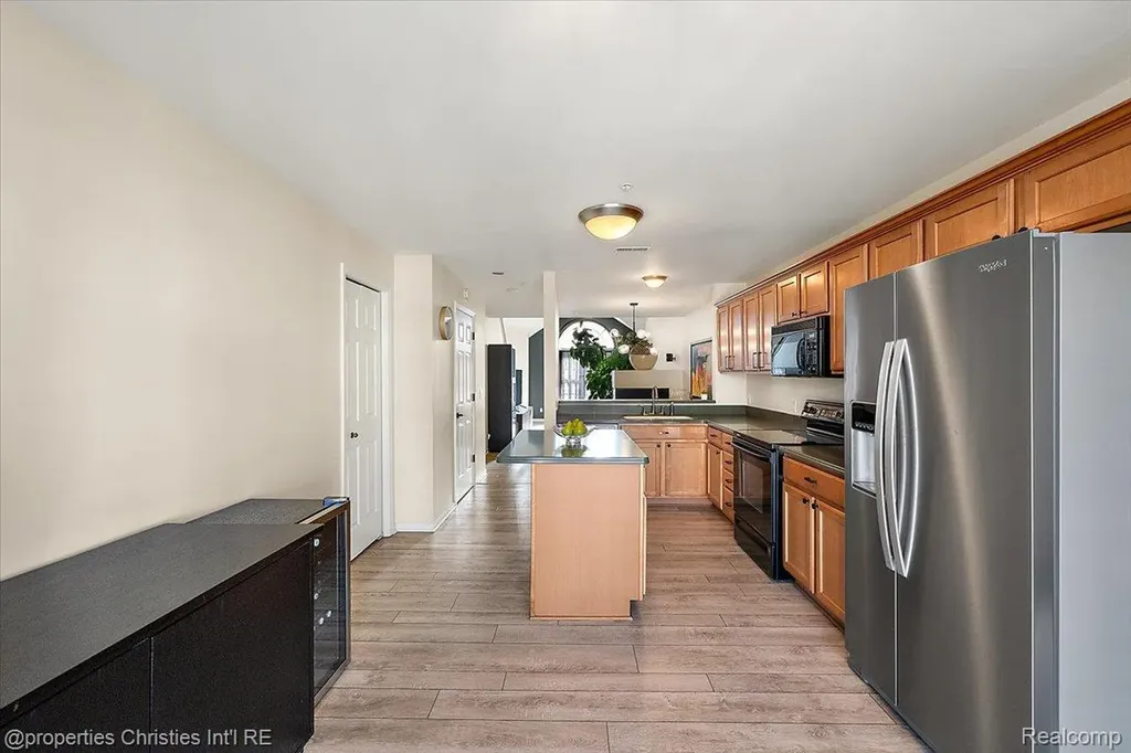 1466 Ashford Court Troy City MI 48084