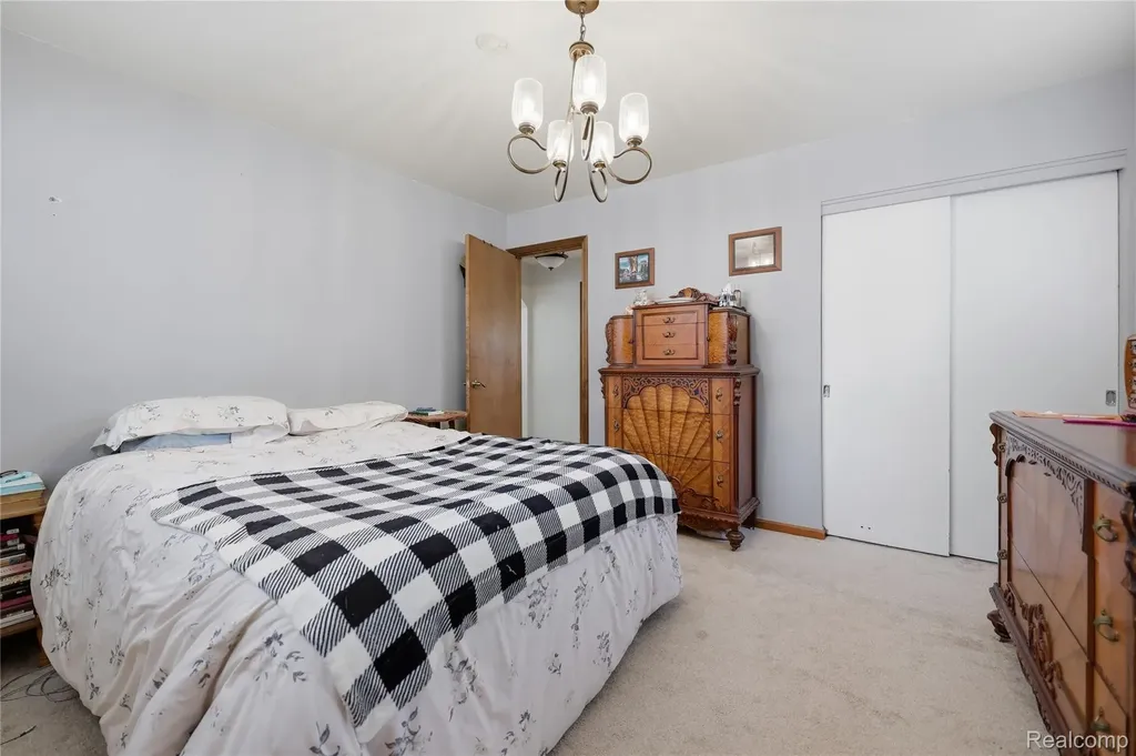 1289 Mulberry Street Mt. Clemens City MI 48043