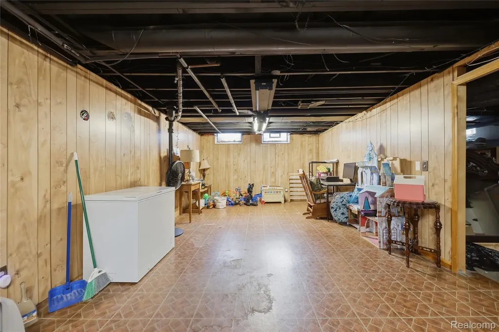 1289 Mulberry Street Mt. Clemens City MI 48043