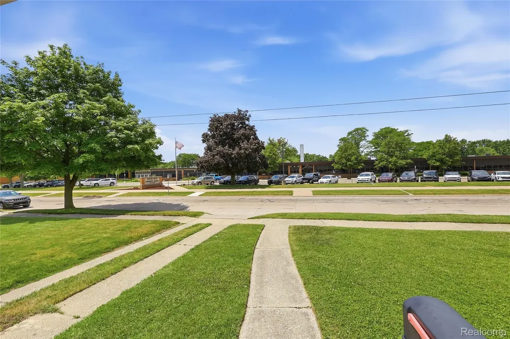 1289 Mulberry Street Mt. Clemens City MI 48043