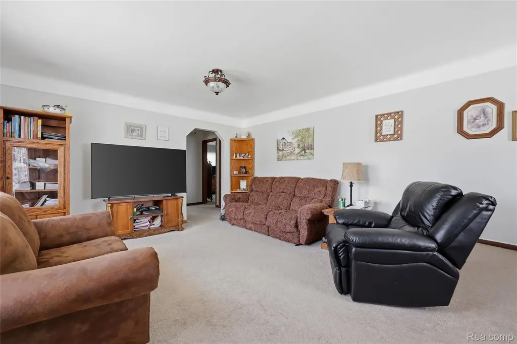 1289 Mulberry Street Mt. Clemens City MI 48043