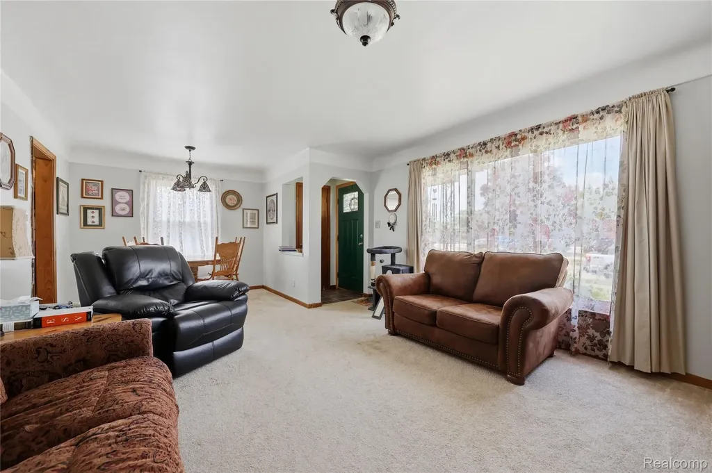 1289 Mulberry Street Mt. Clemens City MI 48043