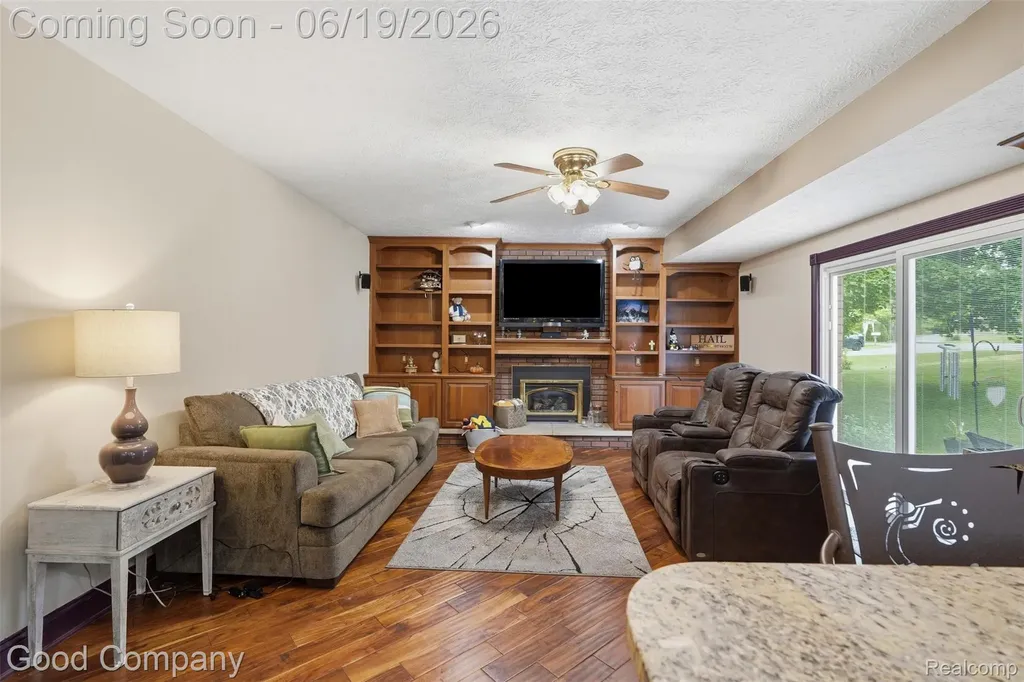 3062 Saint Jude Drive Waterford Charter Township MI 48329