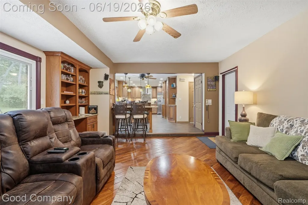 3062 Saint Jude Drive Waterford Charter Township MI 48329